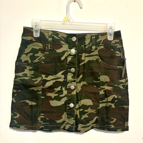 New * Camouflage mini skirt Sky and Sparrow - Picture 2 of 7